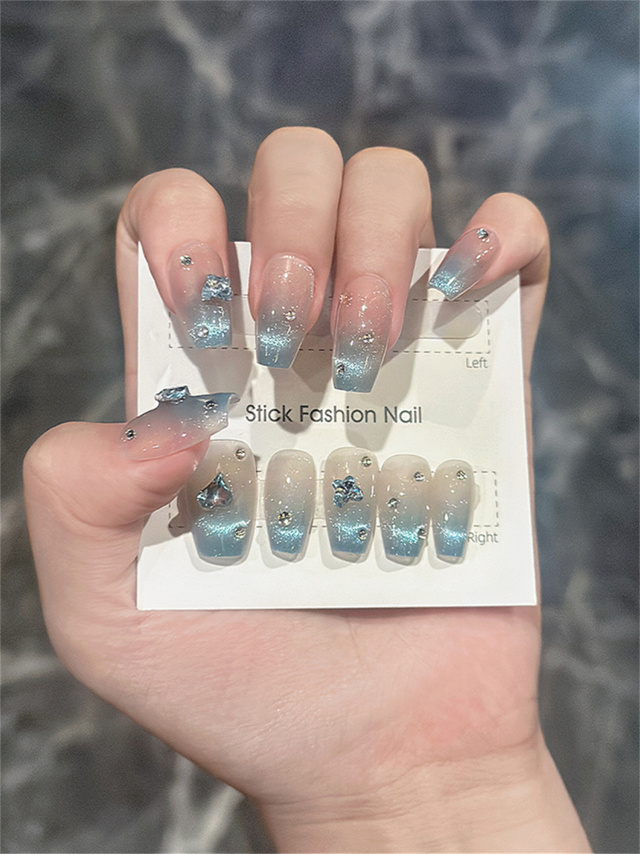 10 Pieces of Handmade Wearable - Nail Art Ice Blue recension och pris