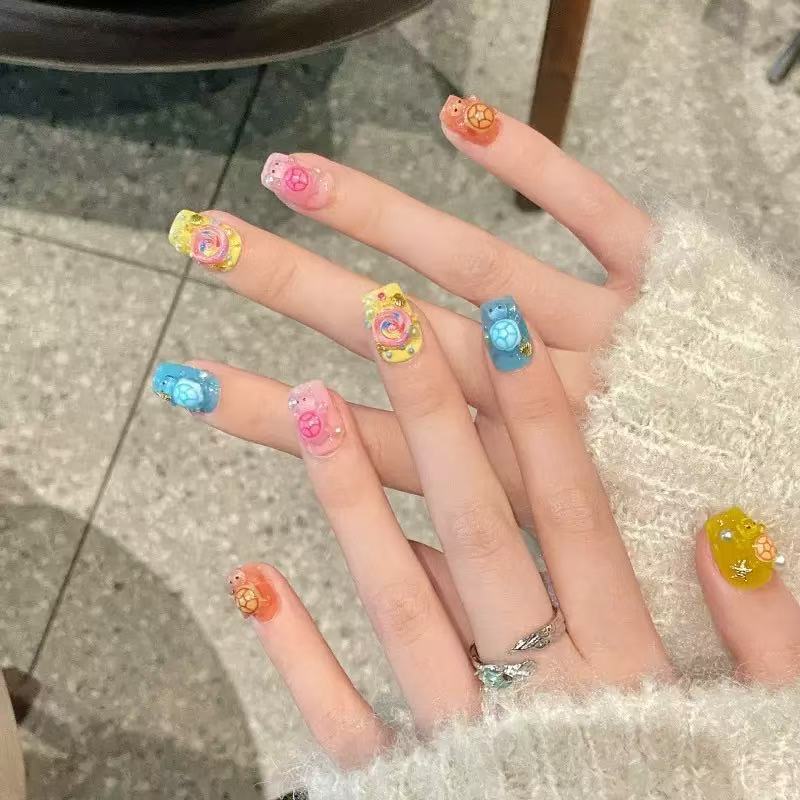 100 Mini Colorful Turtle Resin - Nail Art Emerald recension och pris