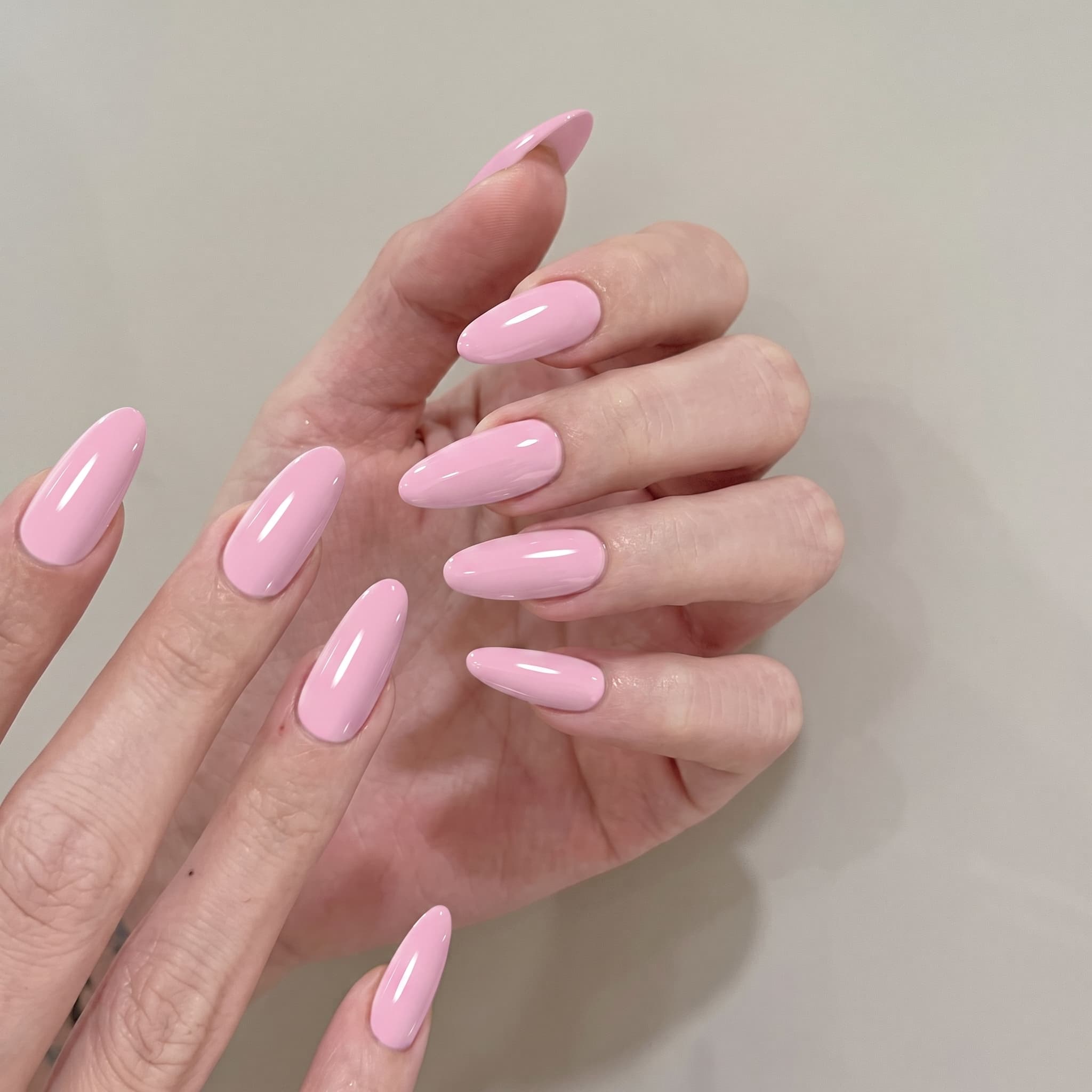 Hassleless 2-Piece Gentle Cher - Nail Art Pink Soft recension och pris
